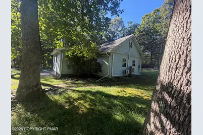  3374 Trafalgar Avenue, East Stroudsburg, PA 18302 - Photo 5