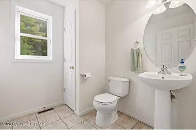  302 Lees Run Circle, East Stroudsburg, PA 18302 - Photo 45