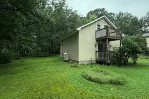 606 Prices Dr, Cresco, PA 18326 - Photo 3