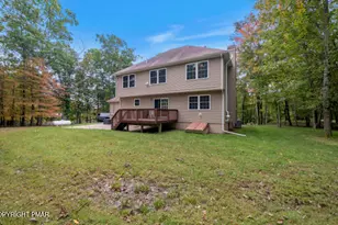 237 Footprint Rd, East Stroudsburg, PA 18302 - Photo 5