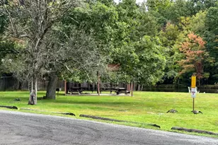 237 Footprint Rd, East Stroudsburg, PA 18302 - Photo 37