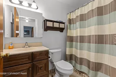  350 Maple Street, Whitehall, PA 18052 - Photo 17