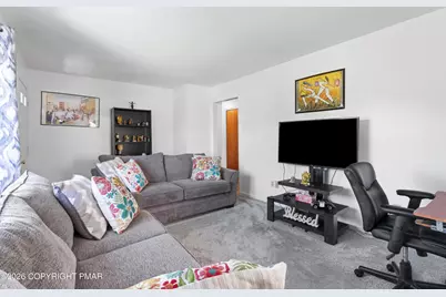  350 Maple Street, Whitehall, PA 18052 - Photo 7