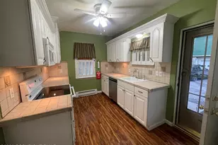 877 Scott St, Stroudsburg, PA 18360 - Photo 13