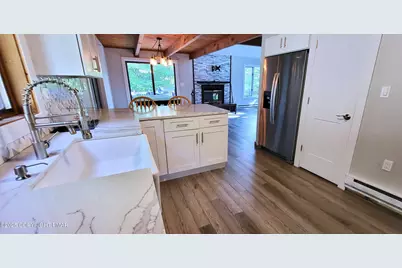  171 Cambridge Court, Bushkill, PA 18324 - Photo 3