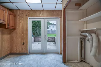  337 W Catawissa Street, Nesquehoning, PA 18240 - Photo 9