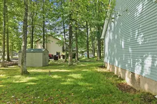 12031 Maplewood Dr, East Stroudsburg, PA 18302 - Photo 45