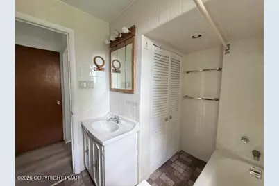  216 N Everett Avenue, Scranton, PA 18504 - Photo 25