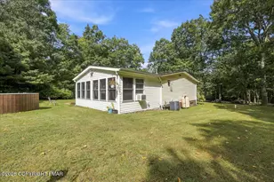 2123 Deer Track Dr, East Stroudsburg, PA 18302 - Photo 31