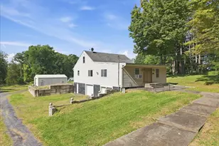 111 Old Independence Ln, East Stroudsburg, PA 18301 - Photo 1