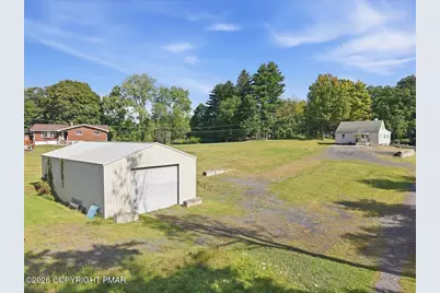  111 Old Independence Lane, East Stroudsburg, PA 18301 - Photo 11
