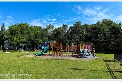  8830 Cloudcrest Drive, Tobyhanna, PA 18466 - Photo 25