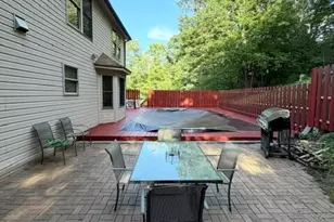 109 Naomi Ln, East Stroudsburg, PA 18301 - Photo 5