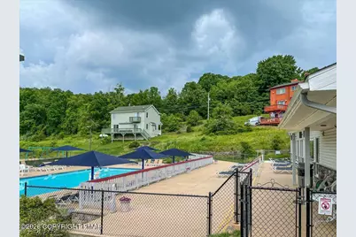 203 Bellingham Drive, Bushkill, PA 18324 - Photo 41