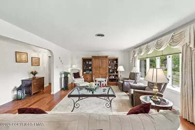  612 Sunlite Lane, Stroudsburg, PA 18360 - Photo 3