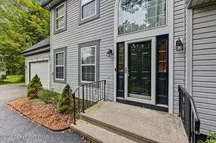 274 Spicebush Dr, East Stroudsburg, PA 18301 - Photo 5