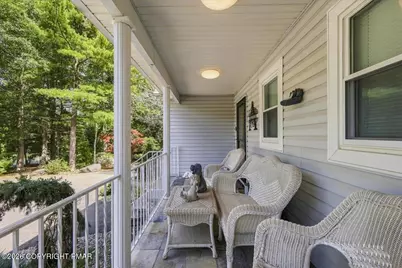  126 Estate Drive, East Stroudsburg, PA 18301 - Photo 5