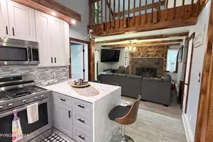 375 Canterbury Rd, Bushkill, PA 18324 - Photo 7