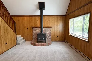 102 Price St, Bushkill, PA 18324 - Photo 9