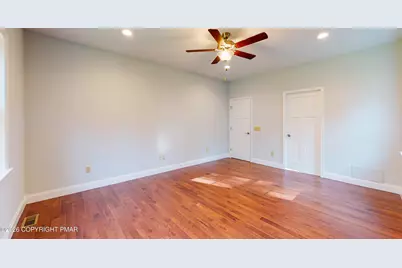  223 Canterbury Circle, Blakeslee, PA 18610 - Photo 25