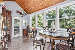 161 Lakewood Dr, Dingmans Ferry, PA 18328 - Photo 21