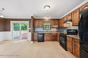 1350 Park Dr, East Stroudsburg, PA 18302 - Photo 7