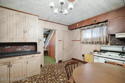  810 Center Avenue, Jim Thorpe, PA 18229 - Photo 15