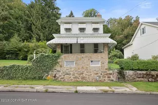 810 Center Ave, Jim Thorpe, PA 18229 - Photo 41