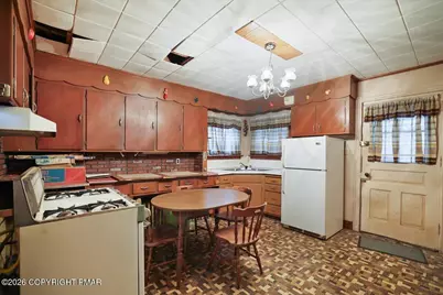  810 Center Avenue, Jim Thorpe, PA 18229 - Photo 13