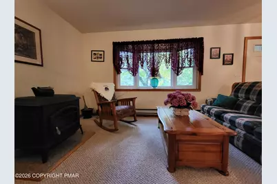  141 Manchester Drive, Bushkill, PA 18324 - Photo 9