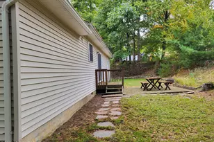 141 Manchester Dr, Bushkill, PA 18324 - Photo 39