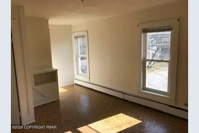  556 N 5th Street #201, Stroudsburg, PA 18360 - Photo 11