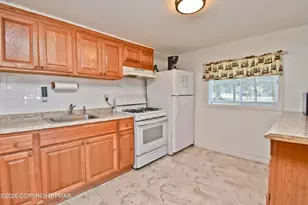 107 Martin Ln, Tafton, PA 18464 - Photo 11