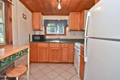  107 Martin Lane, Tafton, PA 18464 - Photo 35