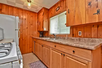  271 Rt 390, Tafton, PA 18464 - Photo 9