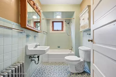  127 Broad Street, Stroudsburg, PA 18360 - Photo 23
