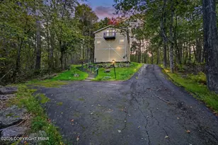 9868 Deerwood Dr, Tobyhanna, PA 18466 - Photo 1