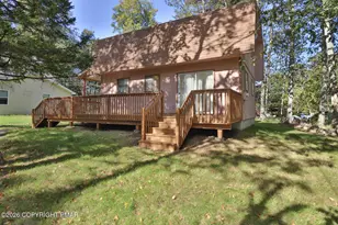 774 Country Pl Dr, Tobyhanna, PA 18466 - Photo 3