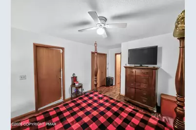  110 Hyland Drive, East Stroudsburg, PA 18301 - Photo 15