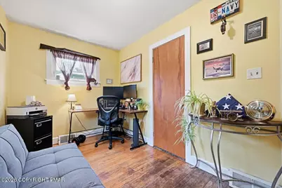  218 Effort Village Drive, Effort, PA 18330 - Photo 23