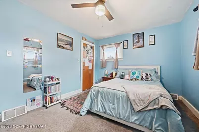  218 Effort Village Drive, Effort, PA 18330 - Photo 21