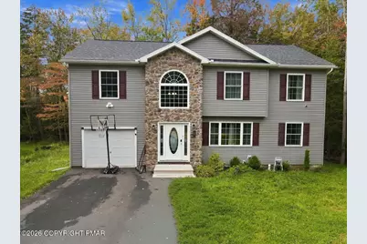  425 Scotch Pine Drive, Pocono Summit, PA 18346 - Photo 3