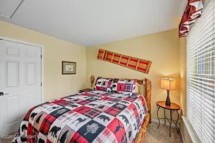 1214 Clymer Ln, Pocono Pines, PA 18350 - Photo 25