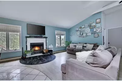  5692 Pembrook Drive, Tobyhanna, PA 18466 - Photo 3