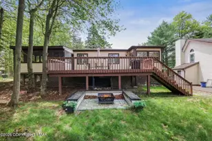 5692 Pembrook Dr, Tobyhanna, PA 18466 - Photo 1