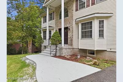 49 Seneca Road, Mount Pocono, PA 18344 - Photo 3