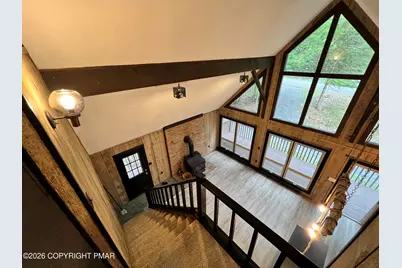  211 Dorchester Drive, Bushkill, PA 18324 - Photo 3