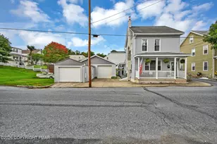 215 Willing St, Llewellyn, PA 17944 - Photo 33