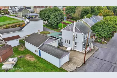  215 Willing Street, Llewellyn, PA 17944 - Photo 11
