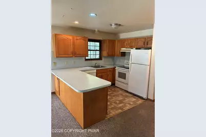  206 Hyland Drive, East Stroudsburg, PA 18301 - Photo 7